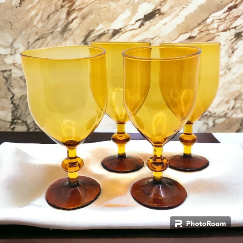 Luxurious Colored Wine Glasses Set (4pcs) Goblet Design for Red Wine, Whiskey, Champagne Glass - Image 4