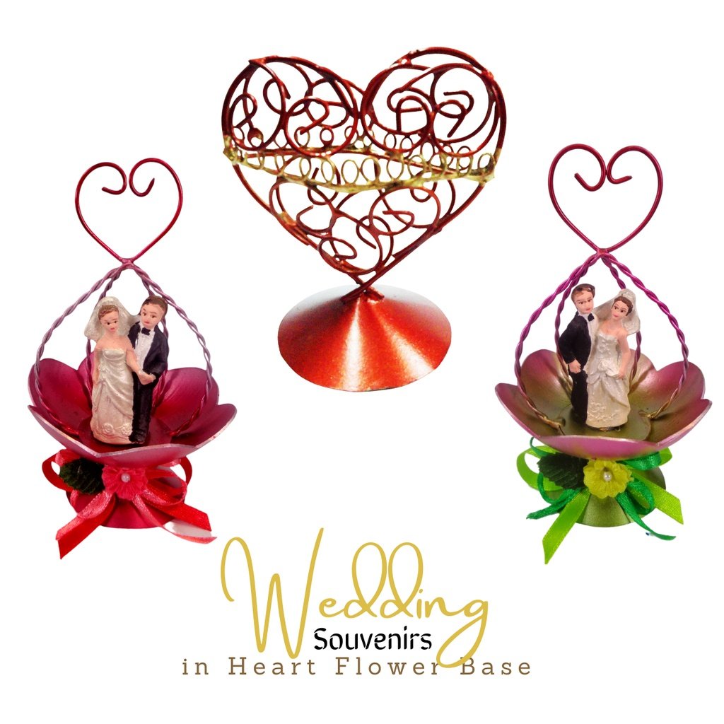 Bride and Groom in Heart Flower Base Wedding Souvenirs and Giveaways (Minimum order of 20pcs) - Image 2