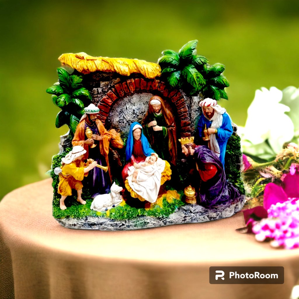 13 Inches Christmas Belen Nativity Set Fiber Resin Handmade Christmas Decorations for Home - Image 3
