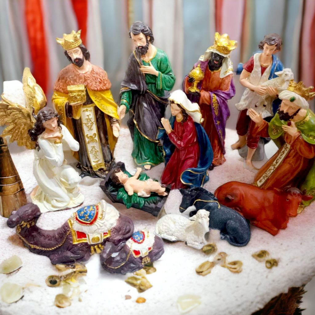 15 Inch Christmas Belen Nativity Set Colored Fiber Resin 13pcs Handmade Christmas Decorations - Image 2