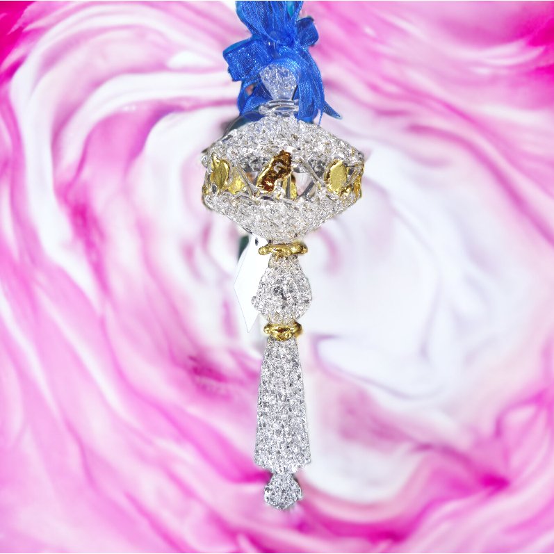 Crochet Glass Christmas Ornaments with Gold Leafing and Organza Ribbon for Xmas Tree Hanging Decor - Image 3
